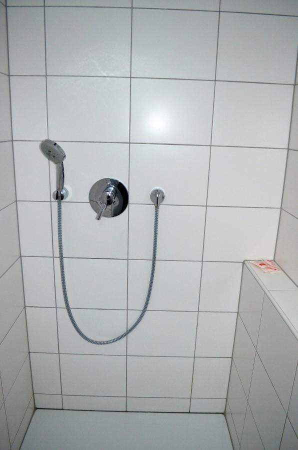 Ferienwohnung Beim Hooch Schindelloft Brucktal Exterior foto